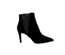 Black Pointed Heeled Boots