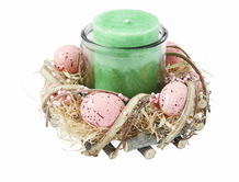 Osterkerze im Nest