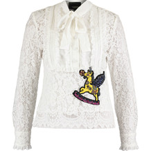 Weisse Spitzenbluse, Einhorn